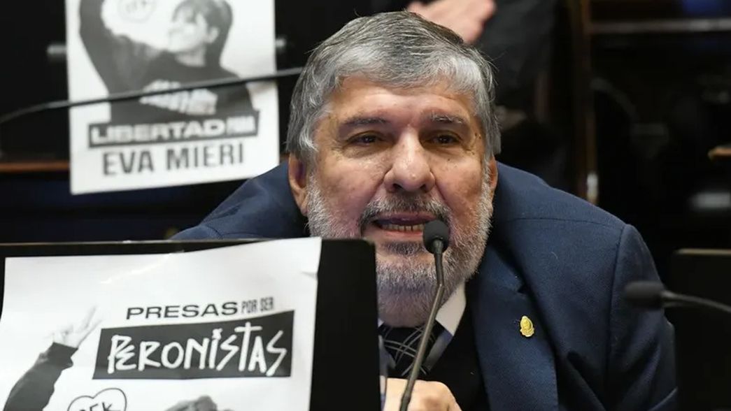 José Mayans, jefe de Unión por la Patria, líder de la oposición. 