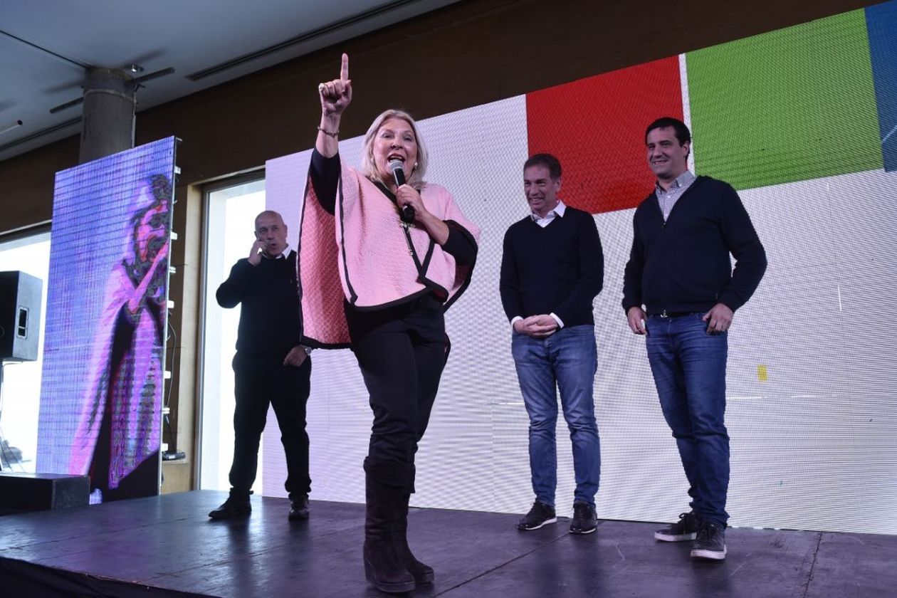 Elisa Carrió.