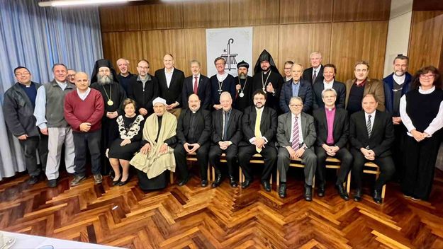 Referentes de los credos elevan un reclamo común a la clase política