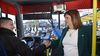 Patricia Bullrich subió a un colectivo que no se adhirió al paro general de la CGT. Patricia Bullrich subió a un colectivo que no se adhirió al paro general de la CGT.