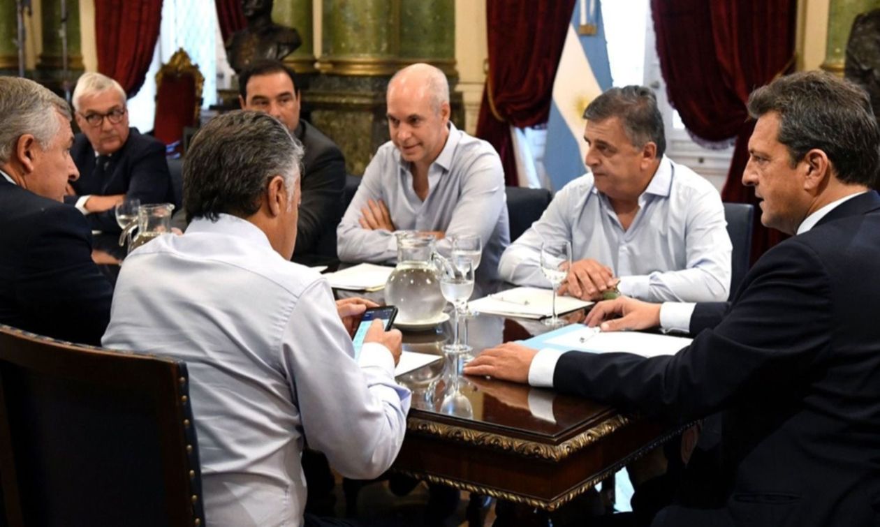 Gobernadores con MAssa