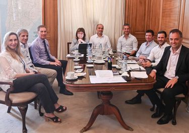 Karina Milei y la mesa política de Javier Milei.&nbsp;