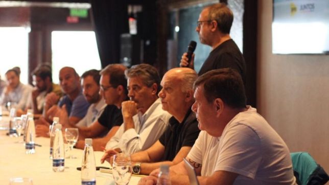 insaurralde recibio a intendentes pro: paquete de reclamos y promesa