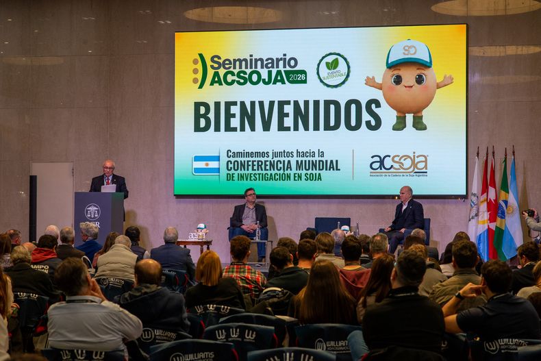 El agro se juntó en Rosario y confía en que la soja tendrá una buena cosecha.