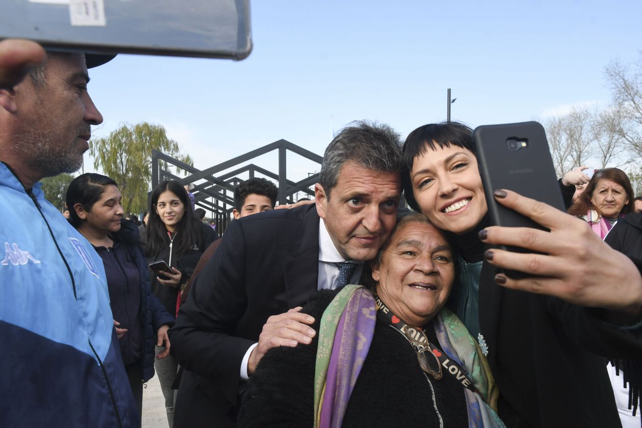 Massa y Mayra Mendoza