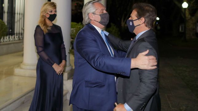 en la caldera de olivos, fernandez y lacalle pou enfriaron la grieta rioplatense