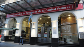 Aumenta la presión sobre Rizzo para frenar la elección de abogados