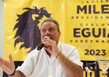 Purga estatal y una bomba, las promesas del candidato de Milei en Neuquén