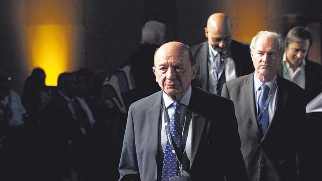 braun en rojo, crisis francesa y peregrinacion a vidal: el ano negro del consumo