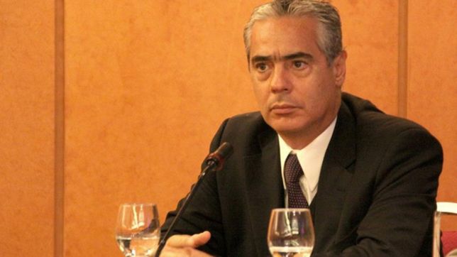 quienes apoyan la designacion del juez torres en la corte de vidal