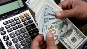 En el segundo día de la banda elástica, el dólar bajó fuerte y cerró a $39