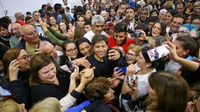 Kicillof cede su candidatura a gobernador como prenda de unidad