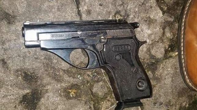 un tiro a la cabeza de la democracia