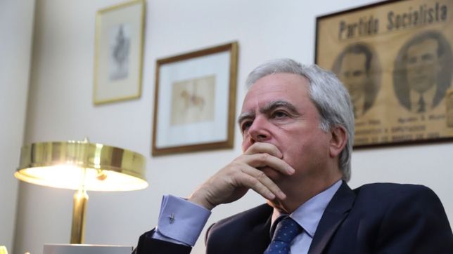 segun pinedo, macri libra un combate con los mercados