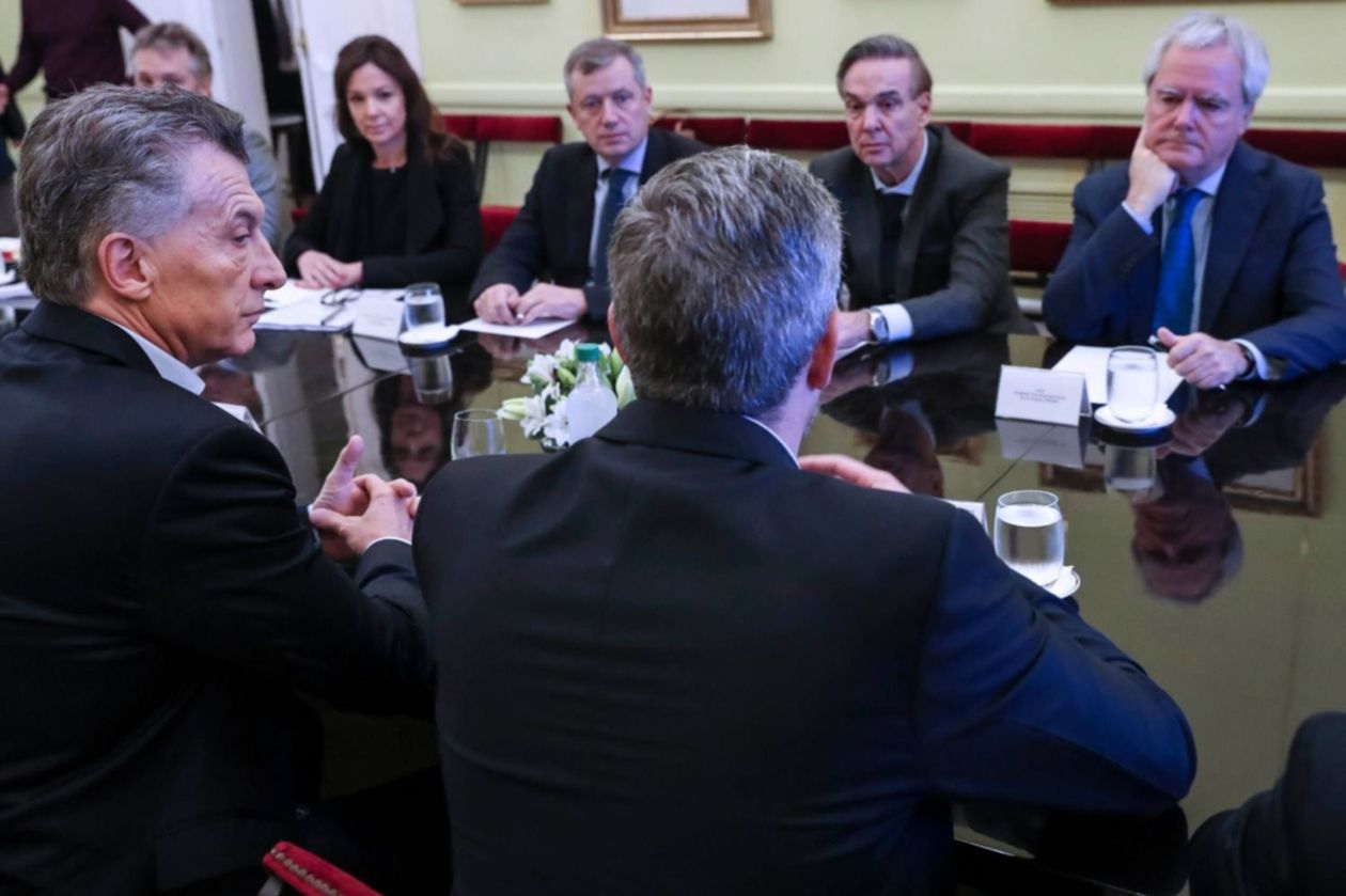 Pichetto con gabinete