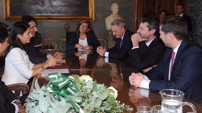 lammens en roma: visita solidaria y senales politicas