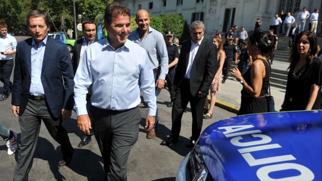 candidato en accion: pena manda a ritondo a patrullar el conurbano peronista