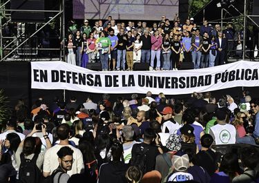 La marcha contra el desfinanciamiento de las universidades por parte del gobierno de Javier Milei.