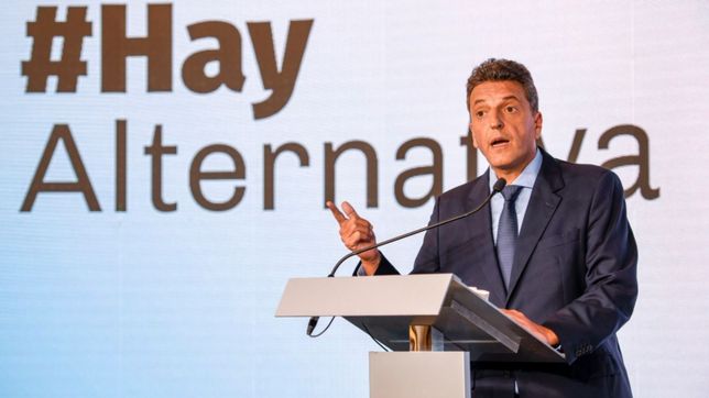 sin mencionarla, massa dijo que el gobierno tambien deberia convocar a cristina