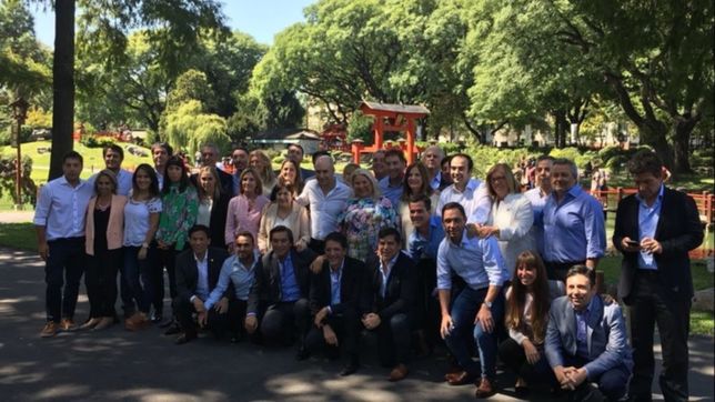 en un impasse con macri, carrio solidifica su alianza con larreta