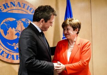 Sergio Massa y Kristalina Georgieva en 2022.