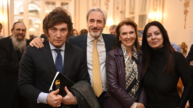 el leon ruge solo: pese a los peros de sus asesores, milei ratifica dolarizacion ya