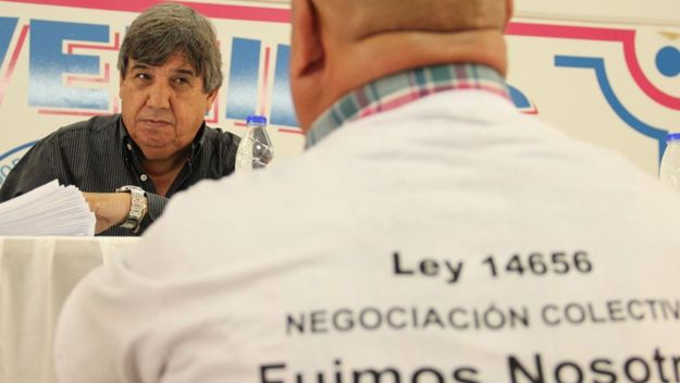 Municipales bonaerenses alertan que 70 intendentes incumplen la ley de paritarias