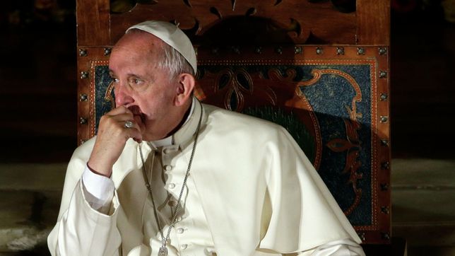 la guerra de guerrillas para destronar a bergoglio