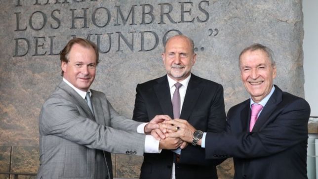 vade retro portenismo, el juramento de los tres mosqueteros del centro