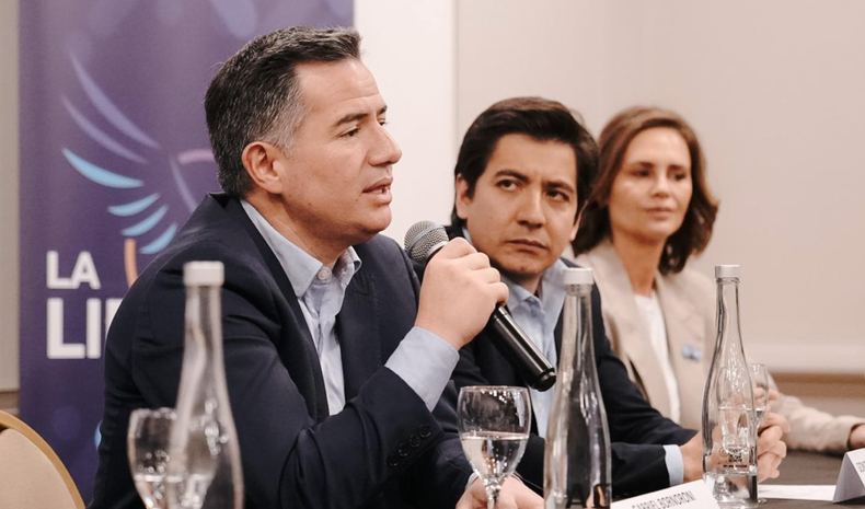 Gabriel Bornoroni, Gonzalo Roca y Laura Soldano, referentes de LLA en Córdoba.