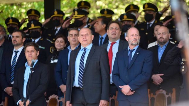 intendentes vs. kicillof por berni: cfk juega de arbitra en un partido aspero