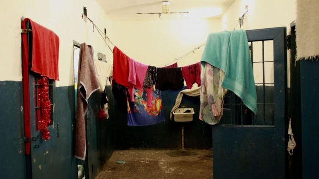 las comisarias bonaerenses tienen la mayor sobrepoblacion de los ultimos 15 anos