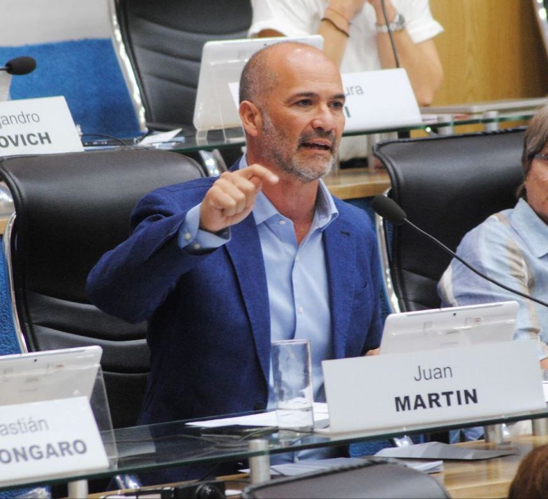 Juan Martín, hace equilibrio y presentó su lista como PRO Río Negro.