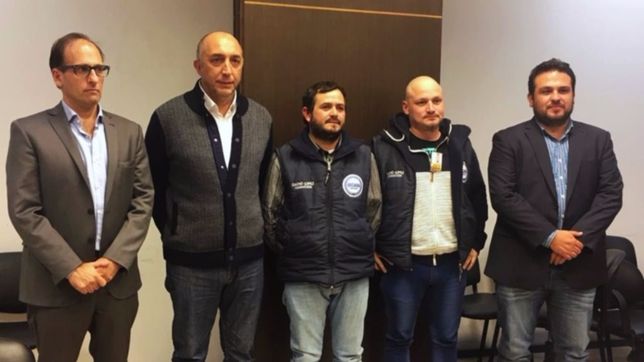 diputados recibieron a trabajadores de atucha por la ola de despedidos