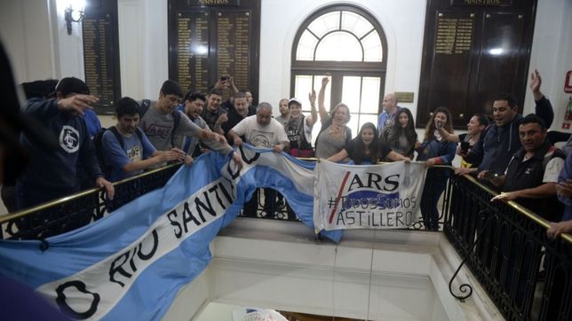 el titular de economia de vidal tiene cita judicial por la toma del ministerio