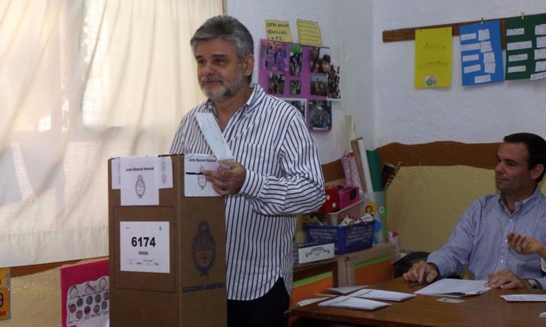 daniel filmus votando