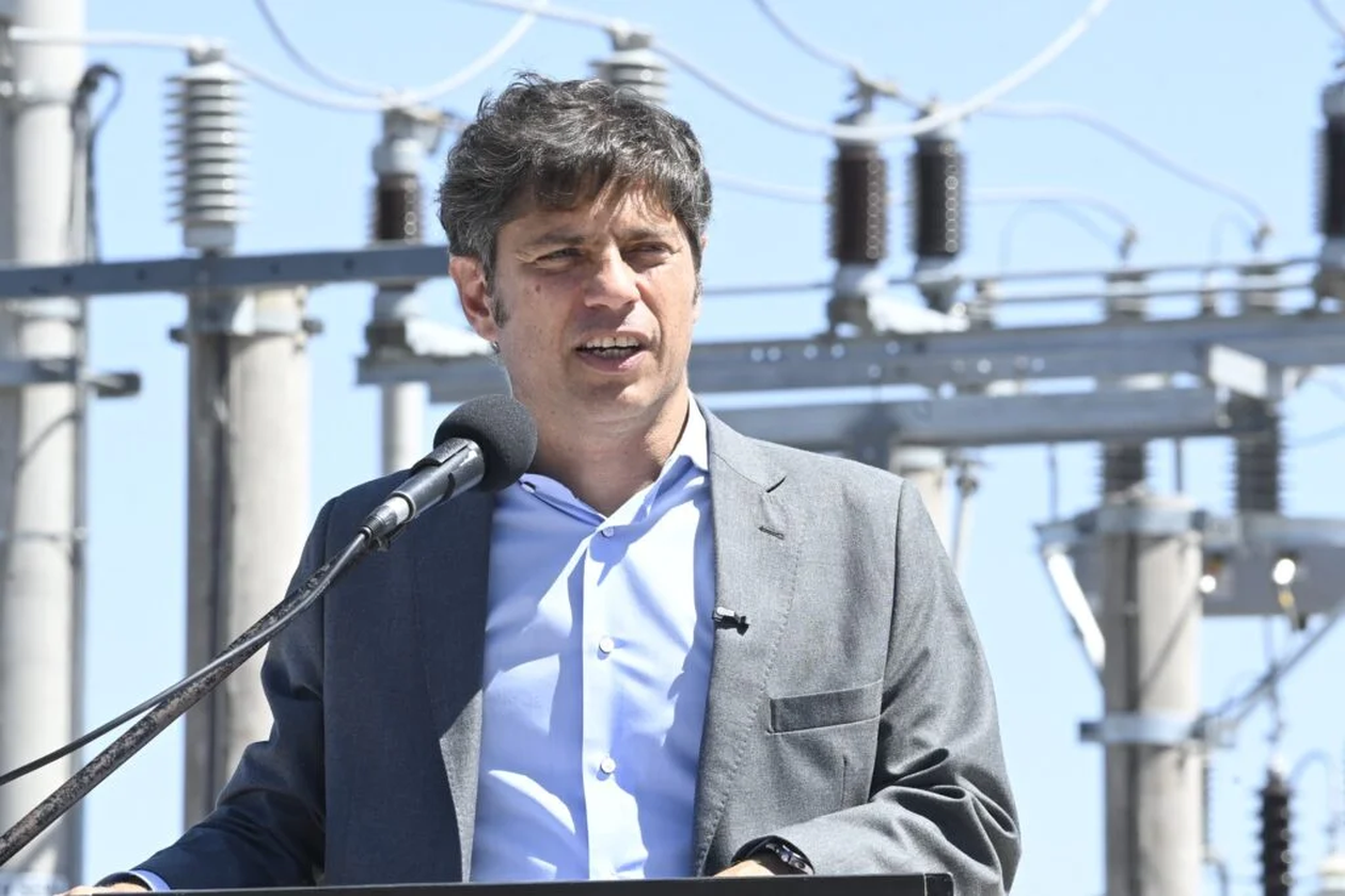 El sexto aumento del año de Axel Kicillof llega tras la polémica por el corte masivo en La Plata.