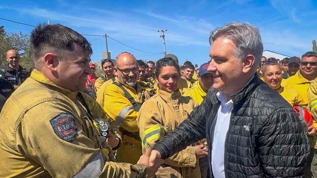 Martín Llaryora hizo anuncios en Capilla del Monte, una de las áreas más afectadas por los incendios en Córdoba.&nbsp;