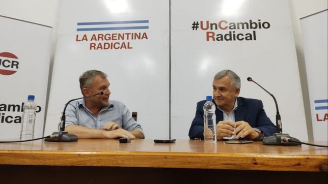 en puntas de pie, morales se metio en la interna entrerriana de jxc