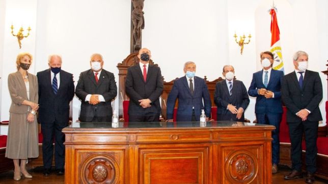 tras el latigazo de la corte, perotti tapa los huecos en la justicia provincial