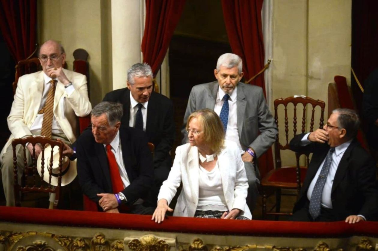 Luis Genoud e Hilda Kogan vacunados VIP Luis Genoud Hilda Kogan Suprema Corte bonaerense