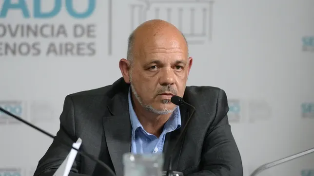 Carlos Curestis, presidente del bloque de La Libertad Avanza.