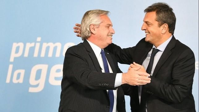 massa, tambien contra macri: lo acuso de producir el hiperendeudamiento nacional