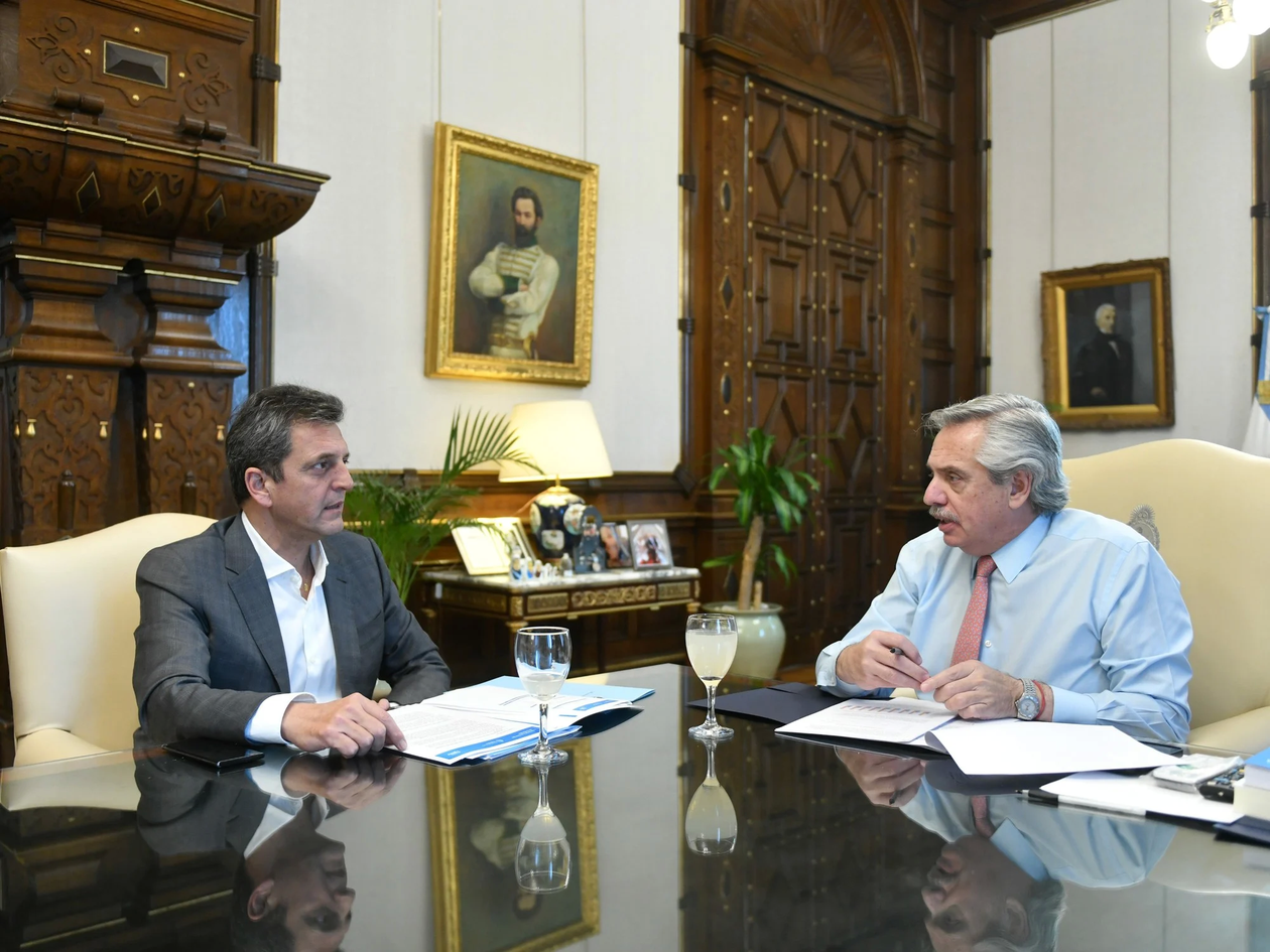 alberto y massa.webp