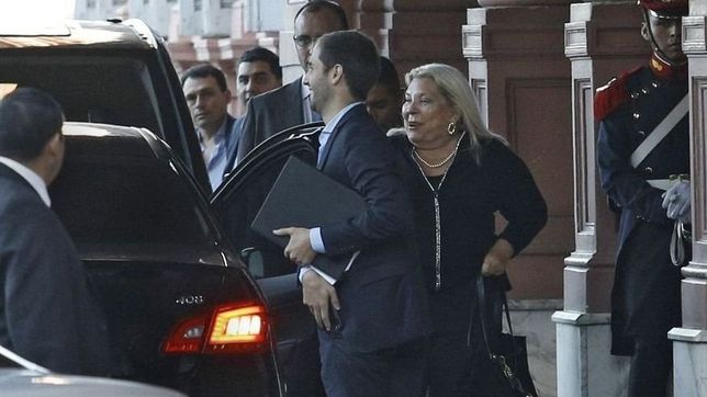 a su manera, carrio banco a macri y desconto la reeleccion del presidente