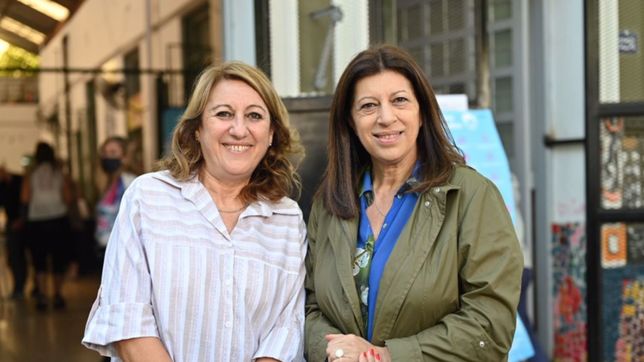 La ex intendenta Mónica Fein y la actual diputada provincial Clara García.