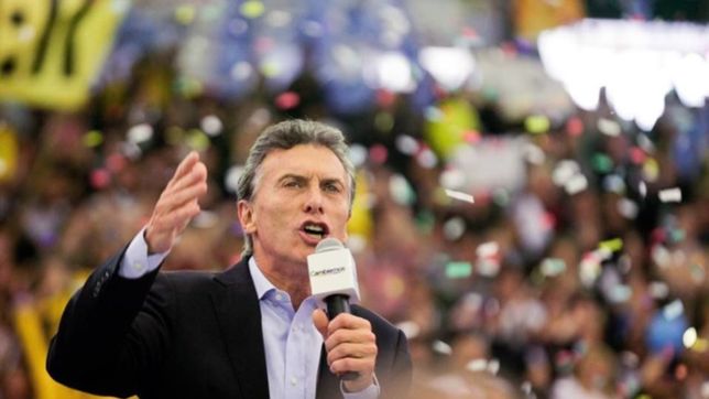 macri viajo a tierras petroleras y exigio mas deuda para crecer