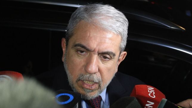 anibal fernandez revelo que ofrecio su renuncia tras el atentado contra cfk