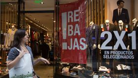 La inflación ya llega a la fantasía del 15% y derrumba el consumo