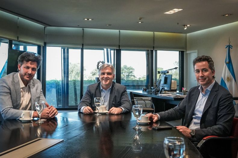 Federico Alesandri selló su regreso al peronismo en una reunión con Martin Llaryora y Manuel Calvo